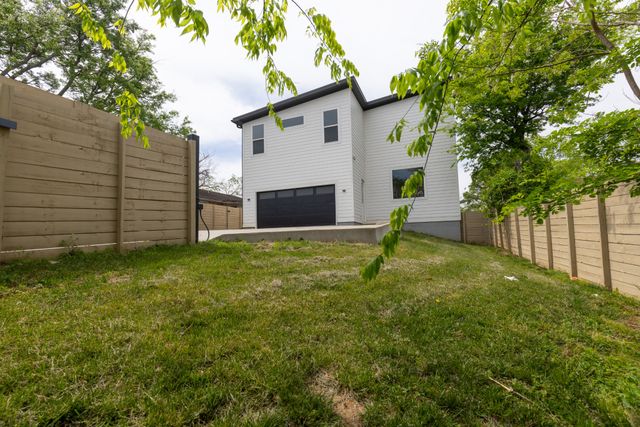 517 S 10th St, Nashville, TN 37206
