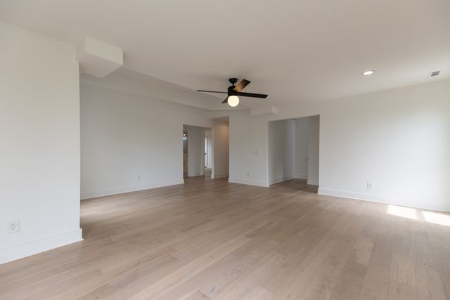 517 S 10th St, Nashville, TN 37206