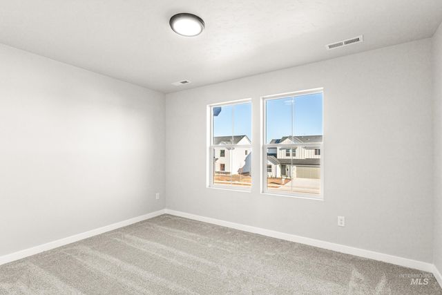 5269 E Phelps Lake Dr, Nampa, ID 83687