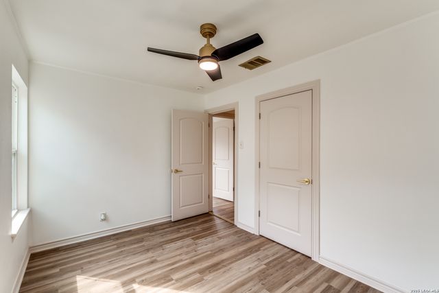 3611 Devon, San Antonio, TX 78223