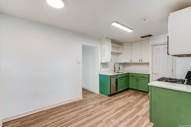 3611 Devon, San Antonio, TX 78223