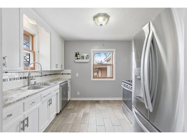 4015 Wayzata Boulevard, Golden Valley, MN 55416
