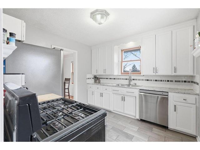 4015 Wayzata Boulevard, Golden Valley, MN 55416