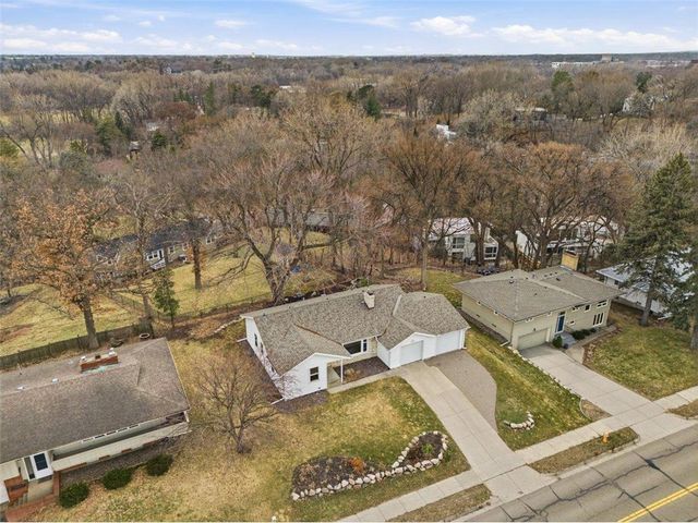 4015 Wayzata Boulevard, Golden Valley, MN 55416
