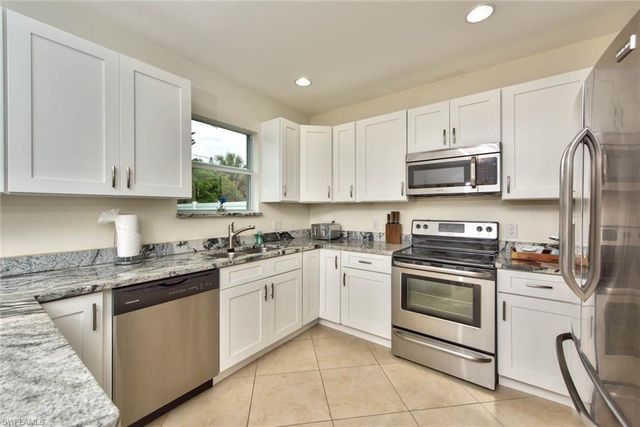 10091 Georgia ST, Bonita Springs, FL 34135