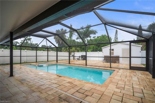 10091 Georgia ST, Bonita Springs, FL 34135