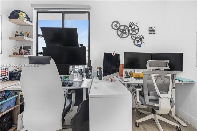 8301 NW 41st St B-309, Doral, FL 33166