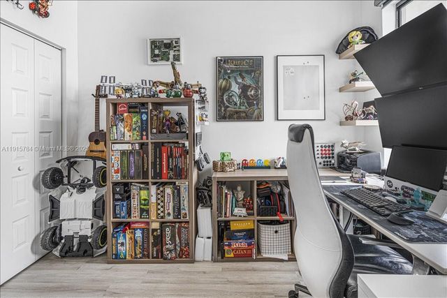 8301 NW 41st St B-309, Doral, FL 33166