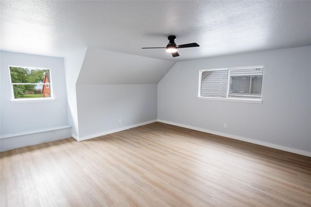 5515 Greylog Drive, Houston, TX 77048