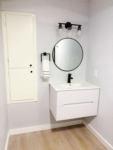 5515 Greylog Drive, Houston, TX 77048