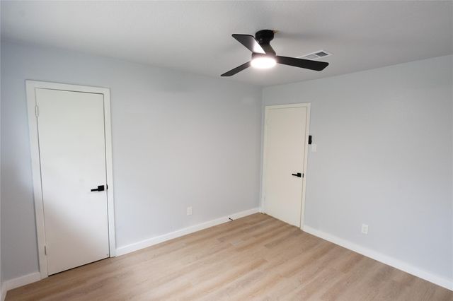 5515 Greylog Drive, Houston, TX 77048