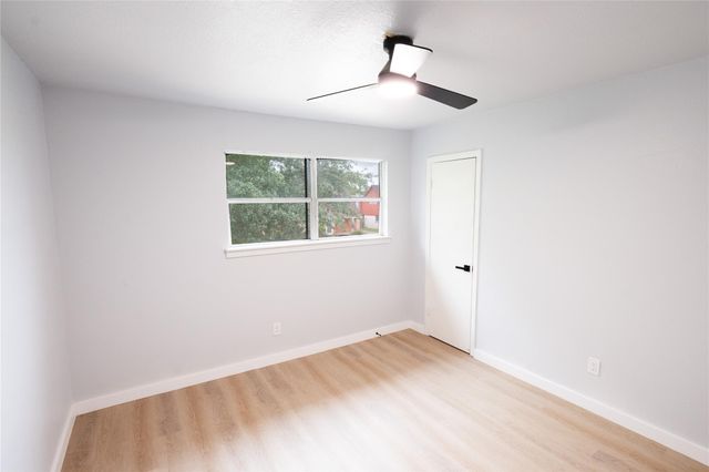 5515 Greylog Drive, Houston, TX 77048