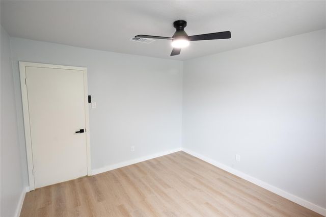 5515 Greylog Drive, Houston, TX 77048