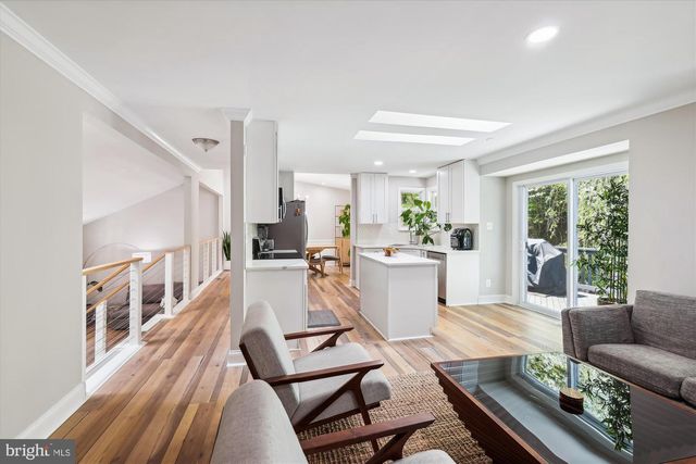 2904 MEMORY LN, Silver Spring, MD 20904