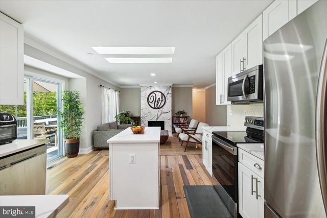 2904 MEMORY LN, Silver Spring, MD 20904