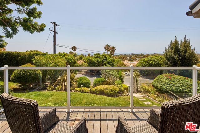 6363 Zumirez Drive, Malibu, CA 90265