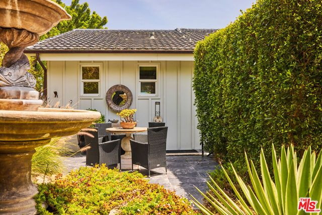 6363 Zumirez Drive, Malibu, CA 90265
