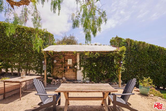 6363 Zumirez Drive, Malibu, CA 90265