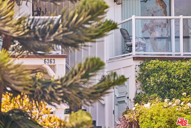 6363 Zumirez Drive, Malibu, CA 90265