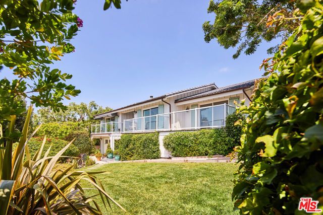 6363 Zumirez Drive, Malibu, CA 90265