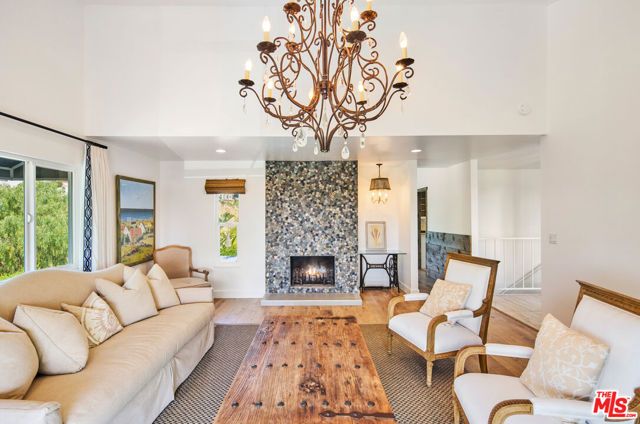 6363 Zumirez Drive, Malibu, CA 90265