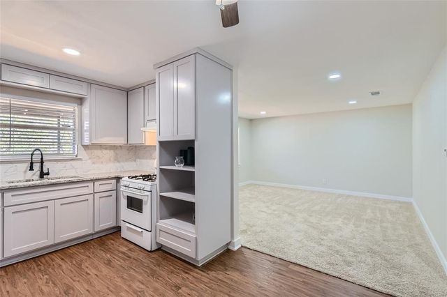 2411 S 5th ST, Austin, TX 78704