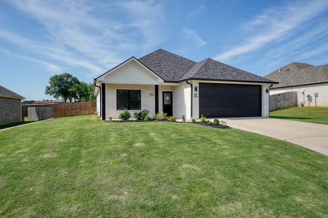 108 Hay Meadow Drive, Winona, TX 75792