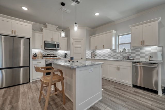 108 Hay Meadow Drive, Winona, TX 75792