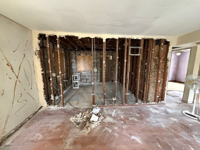 9316 Sayre Avenue, Oak Lawn, IL 60453