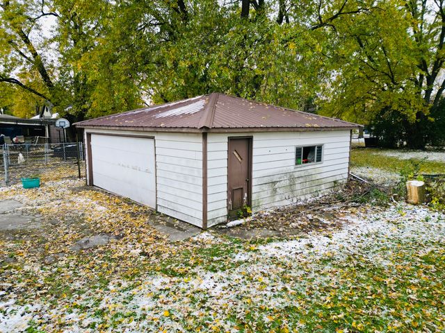 9316 Sayre Avenue, Oak Lawn, IL 60453