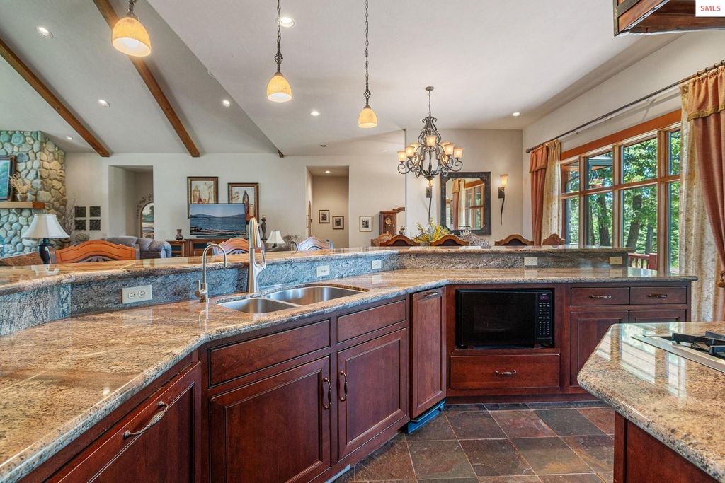 526 Roop Rd, Cocolalla, ID 83813 photo 14