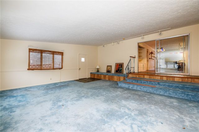 282 Straub Road, Greece, NY 14626