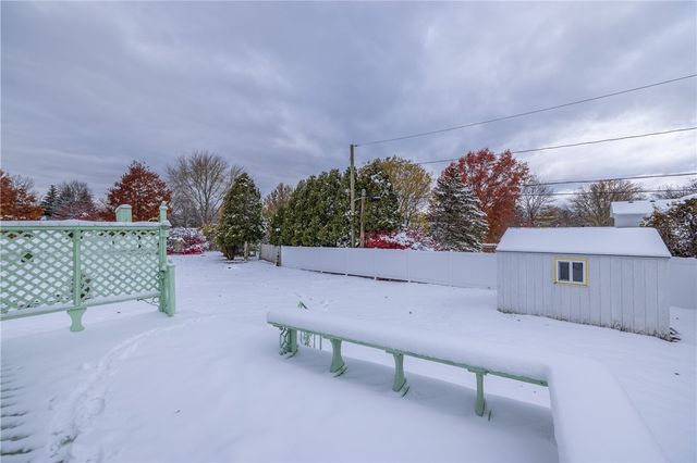 282 Straub Road, Greece, NY 14626