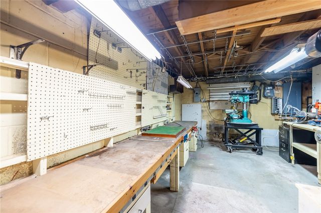 282 Straub Road, Greece, NY 14626