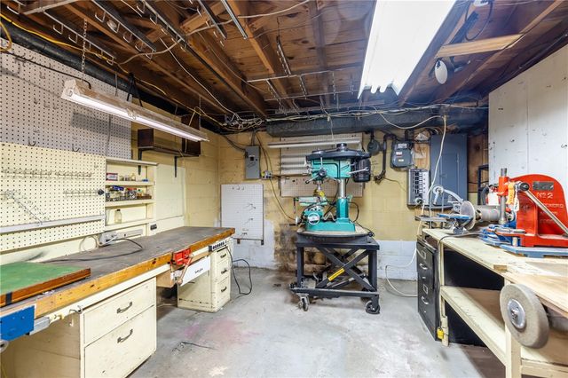 282 Straub Road, Greece, NY 14626