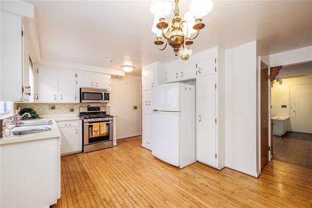 282 Straub Road, Greece, NY 14626