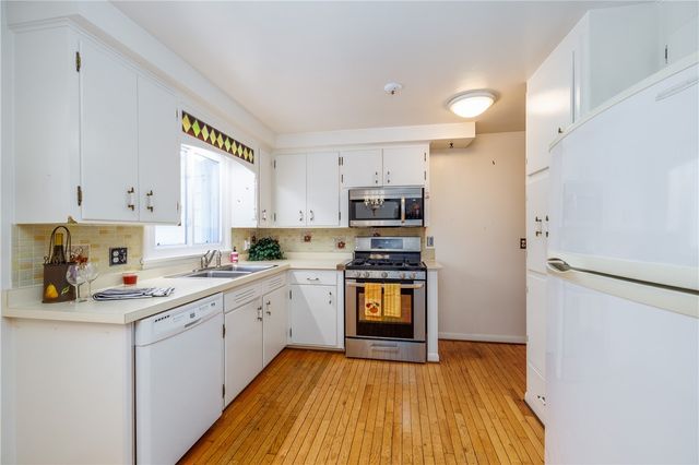 282 Straub Road, Greece, NY 14626