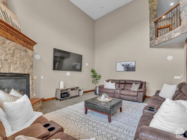 2894 E COBBLEMOOR LN, Sandy, UT 84093