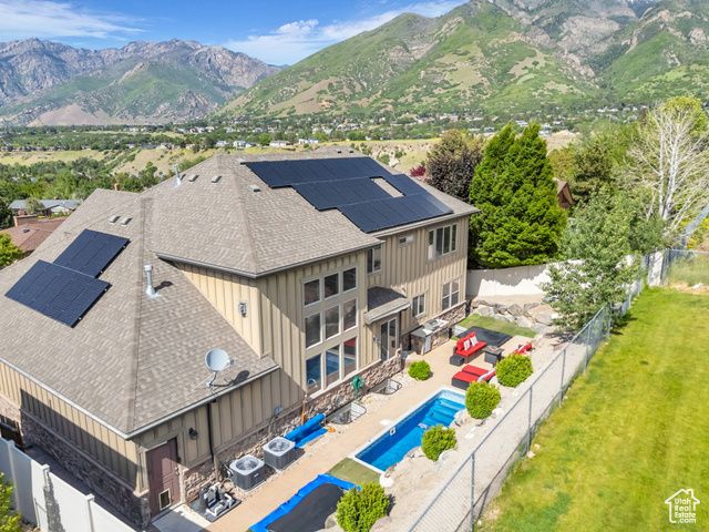 2894 E COBBLEMOOR LN, Sandy, UT 84093
