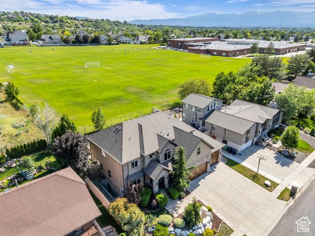 2894 E COBBLEMOOR LN, Sandy, UT 84093