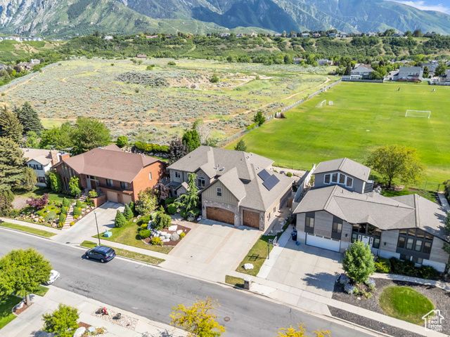 2894 E COBBLEMOOR LN, Sandy, UT 84093