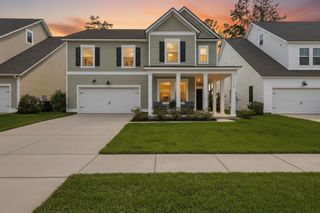 112 Upper Trestles Avenue, Summerville, SC 29483