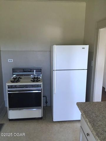 1920 S Connor Avenue, Joplin, MO 64804