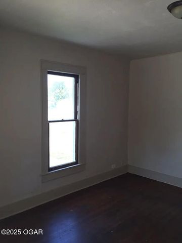 1920 S Connor Avenue, Joplin, MO 64804