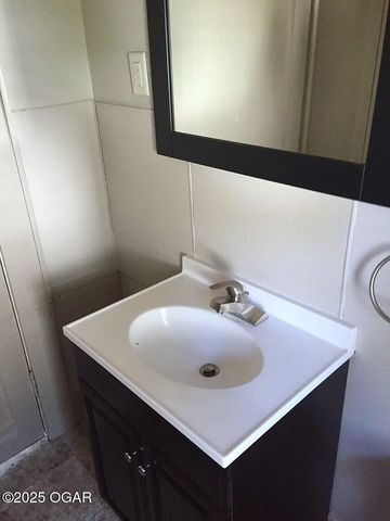 1920 S Connor Avenue, Joplin, MO 64804