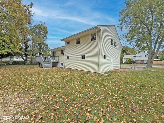 9 Hillview Drive, Neptune Township, NJ 07753