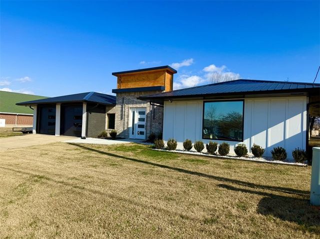 303 S Promenade Boulevard, Rogers, AR 72758