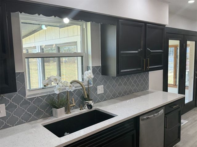 303 S Promenade Boulevard, Rogers, AR 72758