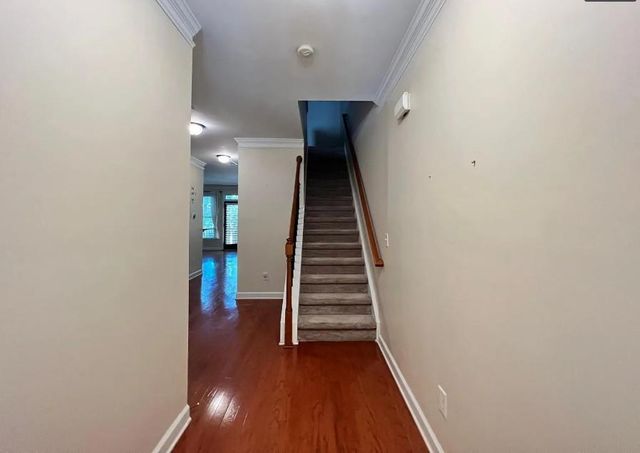 1688 Oakbrook Lake Drive, Norcross, GA 30093