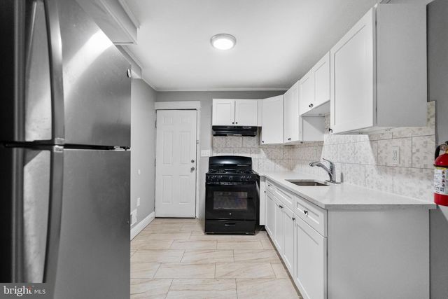 3856 OLIVE ST, Philadelphia, PA 19104